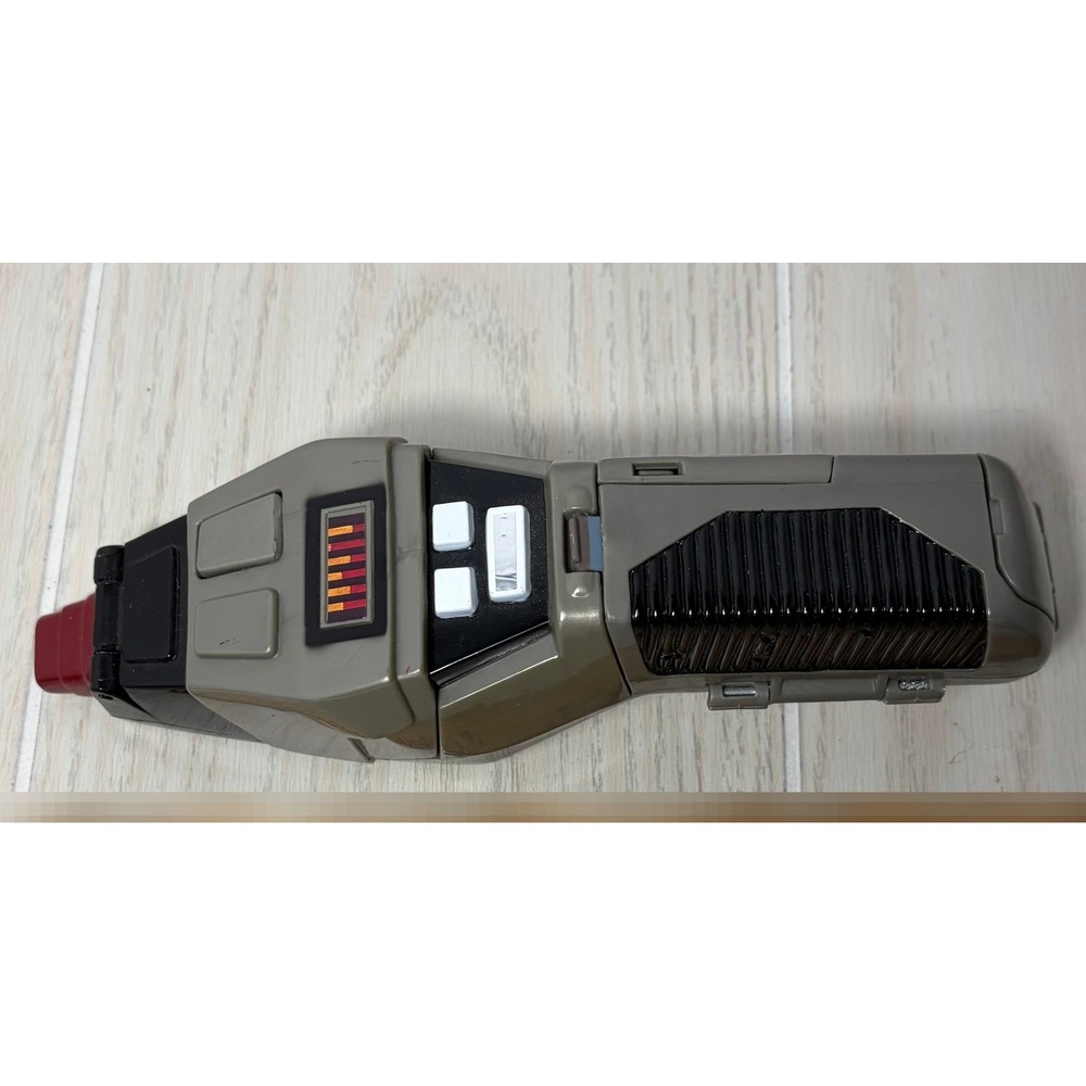 Playmates Star Trek: The Next Generation Type 2 Phaser Mini Playset Innerspace